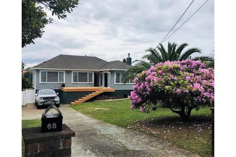 Photo of property in 68 Sylvan Crescent, Te Atatu South, Auckland, 0610