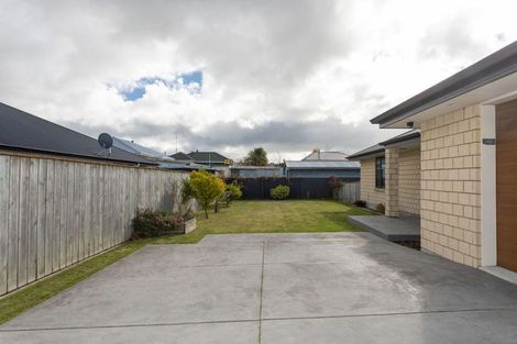 Photo of property in 51a Gordon Street, Dannevirke, 4930