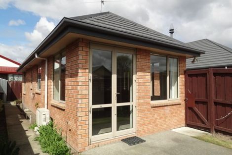 Photo of property in 2/1 Blairdon Place, Bishopdale, Christchurch, 8053