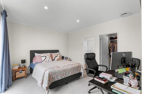 Photo of property in 24 Sholto Duncan Crescent, Halswell, Christchurch, 8025