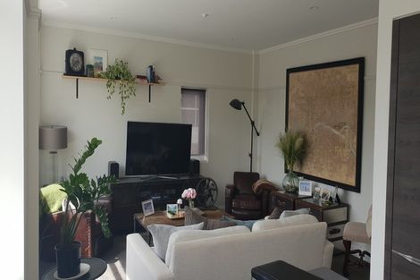 Photo of property in Fountain Court, 4/48 Oriental Parade, Oriental Bay, Wellington, 6011