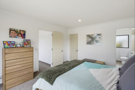 Photo of property in 1 William Noel Place, Waikanae Beach, Waikanae, 5036