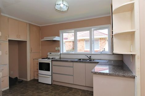 Photo of property in 48 Sunnyside Crescent, Papatoetoe, Auckland, 2025