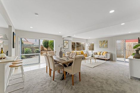 Photo of property in 4/15 Edendale Road, Somerville, Auckland, 2014