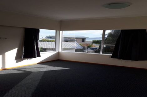Photo of property in 8 Tahi Road, Paraparaumu Beach, Paraparaumu, 5032