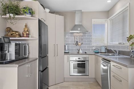 Photo of property in 2/19 Orontes Street, Shirley, Christchurch, 8013