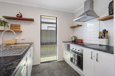 Photo of property in 5 Moss Lane, Omokoroa, 3114