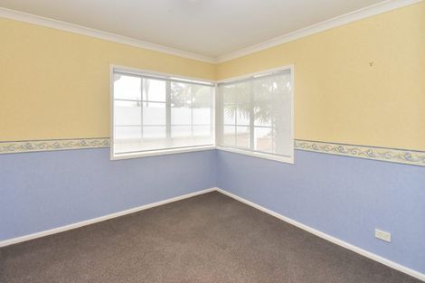 Photo of property in 8 Crannich Place, Wattle Downs, Auckland, 2103