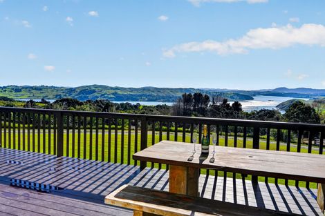 Photo of property in 143 Rangiora Road, Kaiwaka, 0573