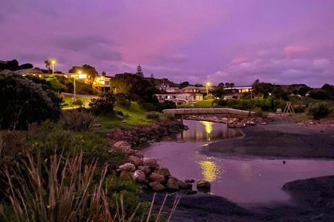 Photo of property in 2 Tangi Street, Kai Iwi, Whanganui, 4574