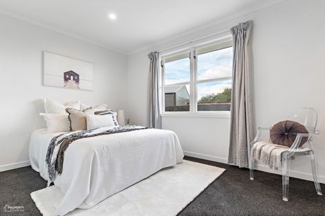Photo of property in 2 Windsor Street, Solway, Masterton, 5810