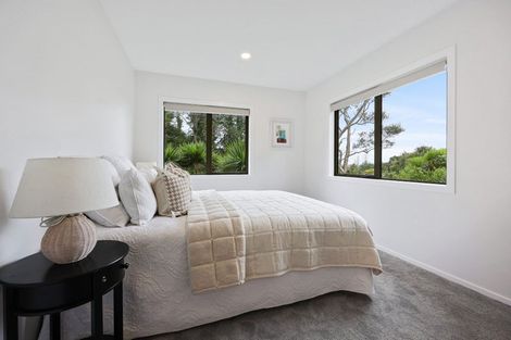 Photo of property in 40a Verran Road, Birkdale, Auckland, 0626