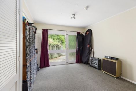 Photo of property in 32 Newport Terrace, Seatoun, Wellington, 6022