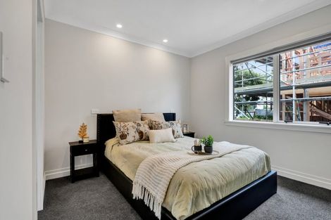 Photo of property in 16 Holford Street, Westown, New Plymouth, 4310