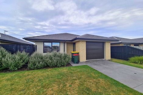 Photo of property in 16 Wallingford Crescent, Rolleston, 7615