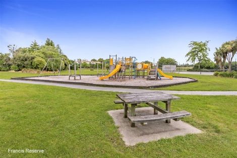 Photo of property in 4 Penruddock Rise, Westmorland, Christchurch, 8025