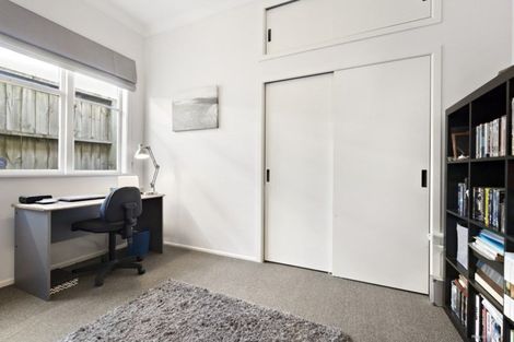 Photo of property in 99a Freyberg Street, Lyall Bay, Wellington, 6022