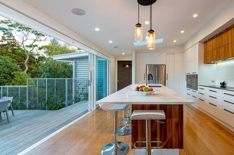 Photo of property in 40 Channel View Road, Campbells Bay, Auckland, 0630