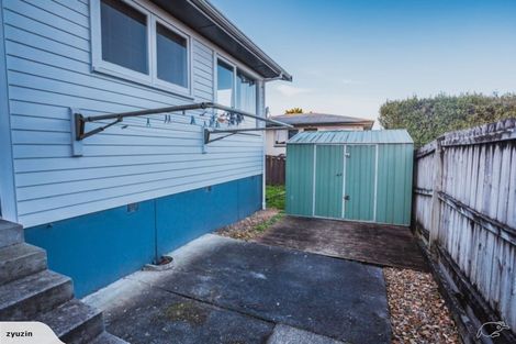 Photo of property in 21 Mcquarrie Avenue, Wattle Downs, Auckland, 2103