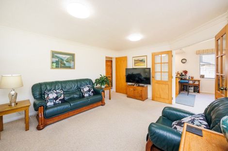Photo of property in 76a Albert Street, Palmerston North, 4414