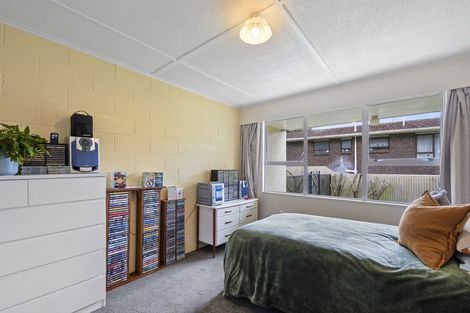 Photo of property in 7a Waterloo Place, Westown, New Plymouth, 4310