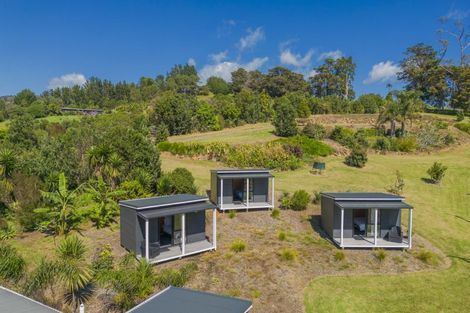 Photo of property in 60 Resolution Rise, Cooks Beach, Whitianga, 3591