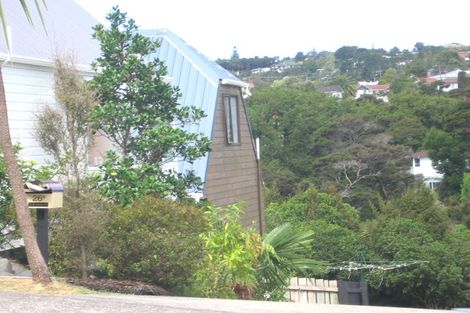 Photo of property in 2/26 Witheford Drive, Bayview, Auckland, 0629