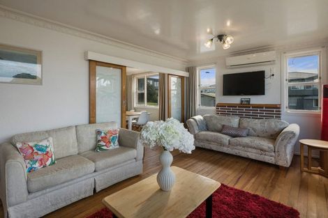 Photo of property in 2 Hillary Street, Waihi Beach, 3611