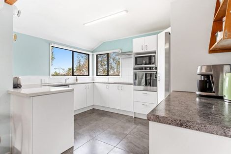 Photo of property in 32 Castaway Place, Gulf Harbour, Whangaparaoa, 0930