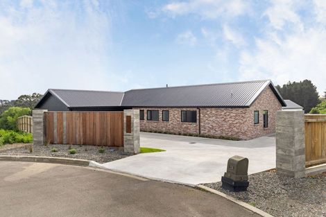 Photo of property in 29 Tuscany Way, Fitzherbert, 4410