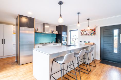 Photo of property in 3 Tate Crescent, Green Island, Dunedin, 9018