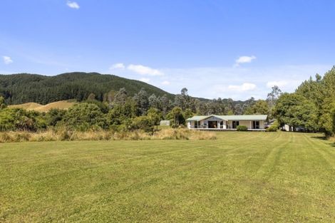 Photo of property in 49 Kakariki Way, Whitemans Valley, Upper Hutt, 5371
