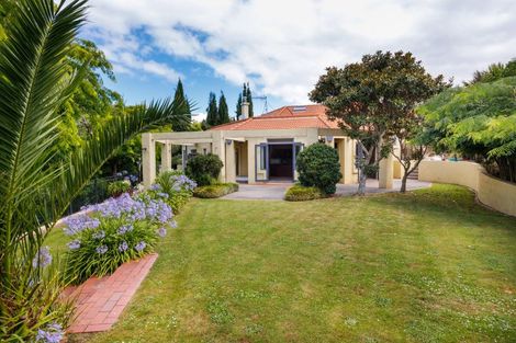 Photo of property in 5 The Oaks, Awapuni, Palmerston North, 4412