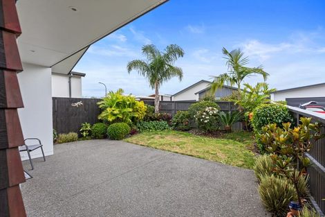 Photo of property in 35 Saint Pauls Drive, Brookfield, Tauranga, 3110