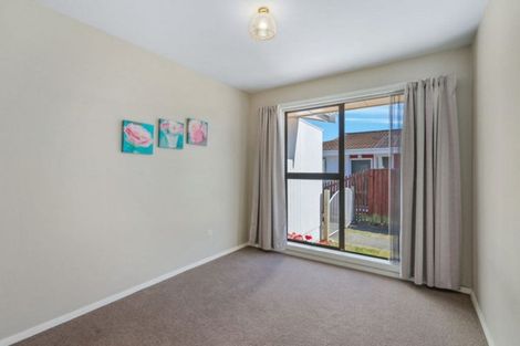 Photo of property in 1/220 Waimairi Road, Ilam, Christchurch, 8041