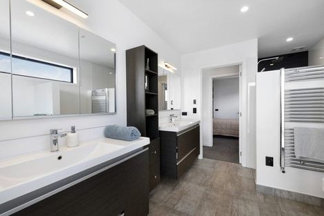 Photo of property in 14 Primary Lane, Wanaka, 9305