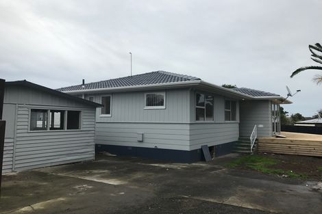 Photo of property in 76 Wordsworth Road, Manurewa, Auckland, 2102