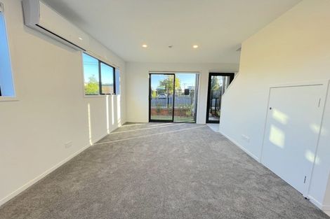 Photo of property in 1/10 Yeovil Road, Te Atatu Peninsula, Auckland, 0610