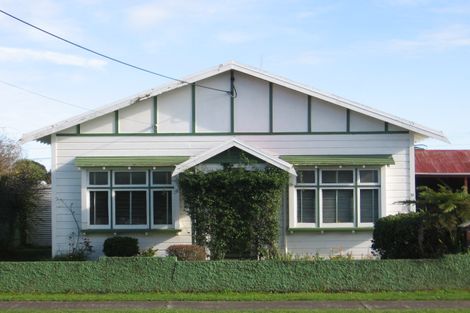 Photo of property in 10 Reeve Street, Levin, 5510