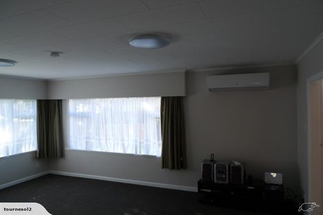 Photo of property in 15 Moselle Street, Island Bay, Wellington, 6023