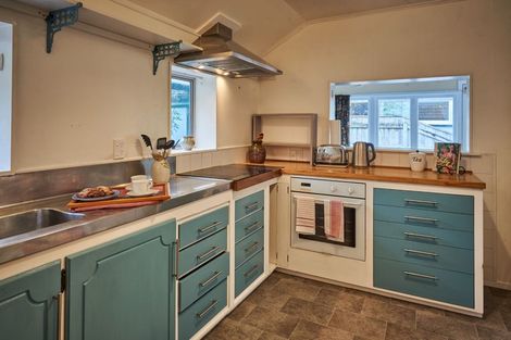 Photo of property in 116 Muritai Road, Eastbourne, Lower Hutt, 5013