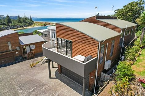 Photo of property in 1/42 Amorino Drive, Red Beach, 0932