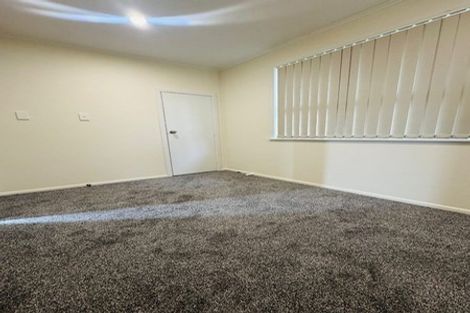 Photo of property in 1 Rondorlyn Place, Manurewa, Auckland, 2102