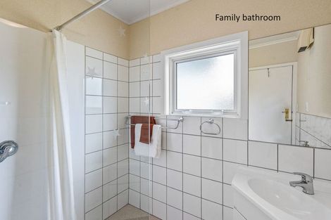 Photo of property in 287 Te Moana Road, Waikanae, 5036