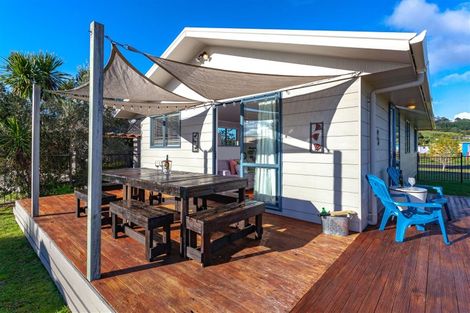Photo of property in 47 Charles Green Drive, Cooks Beach, Whitianga, 3591