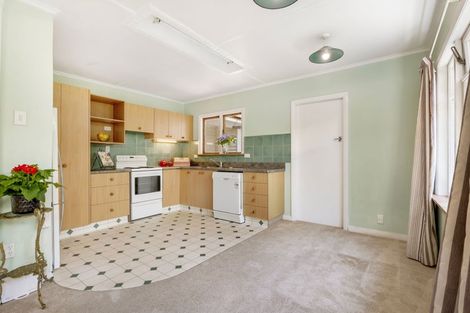 Photo of property in 3d Wallace Place, Westown, New Plymouth, 4310