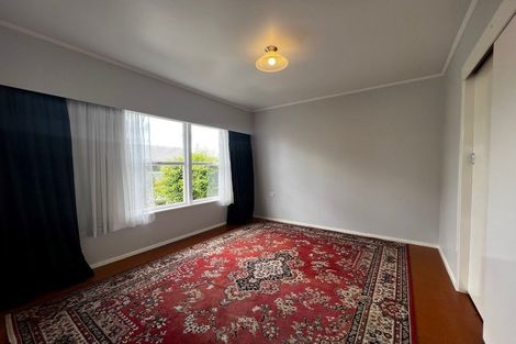Photo of property in 1/31 Marcel Place, Glenfield, Auckland, 0629
