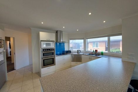 Photo of property in 33 Clemow Road, Fitzroy, New Plymouth, 4312