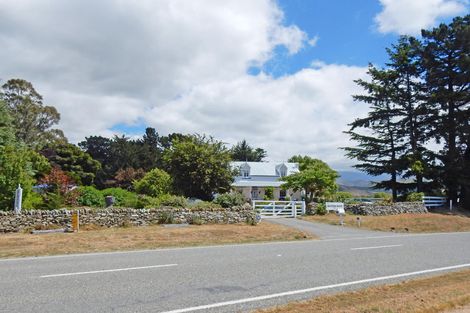 Photo of property in Western House, 5469 Kurow Duntroon Road, Otiake, Oamaru, 9494