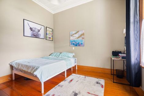 Photo of property in 6 Shortland Street, Regent, Whangarei, 0112